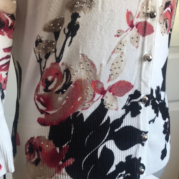 White House Black Market Cardigan - Picture 2 of 5